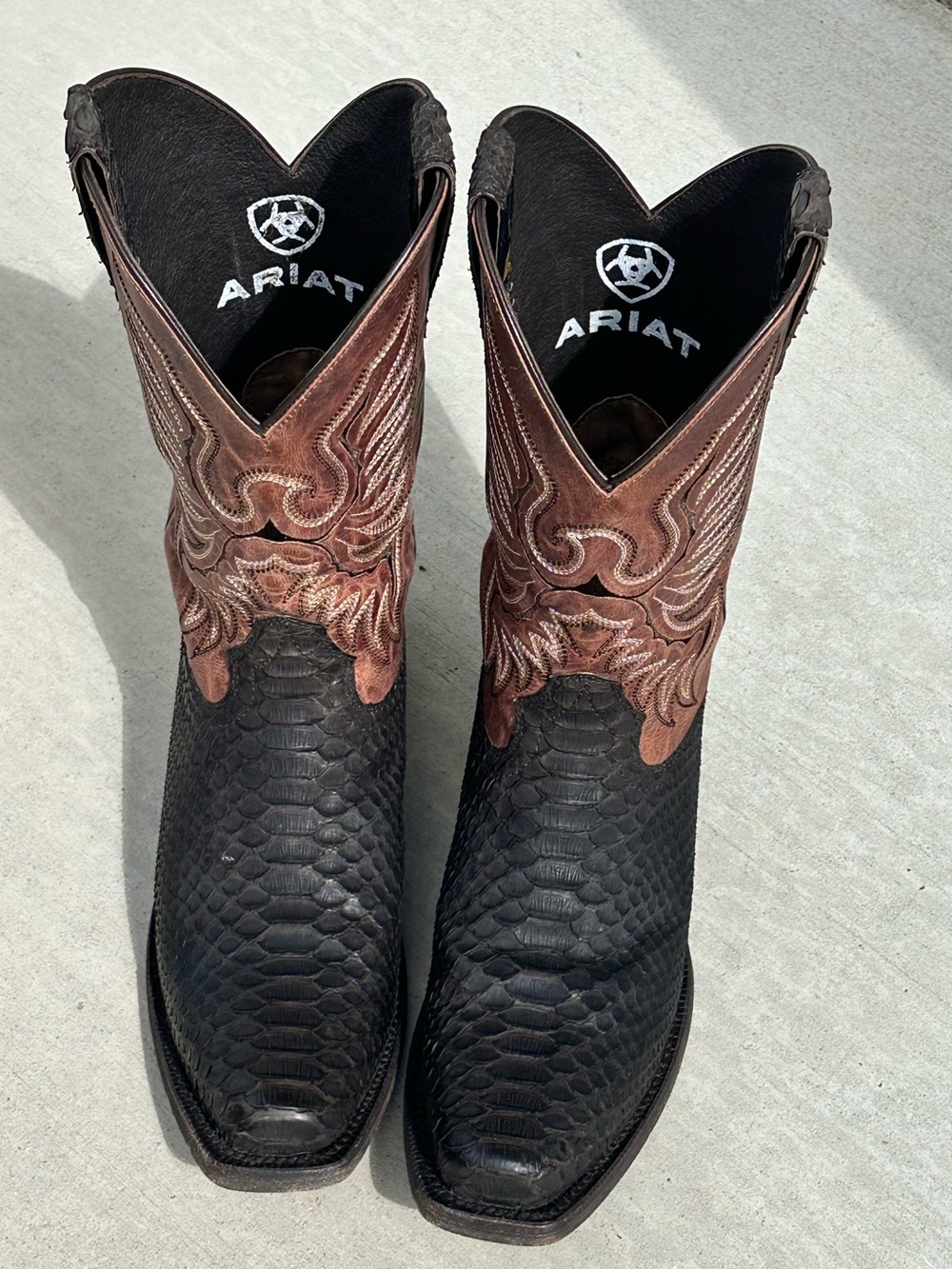 Ariat Men's Circuit High Stepper chocolate Python Boots 9.5d  Discontinued model